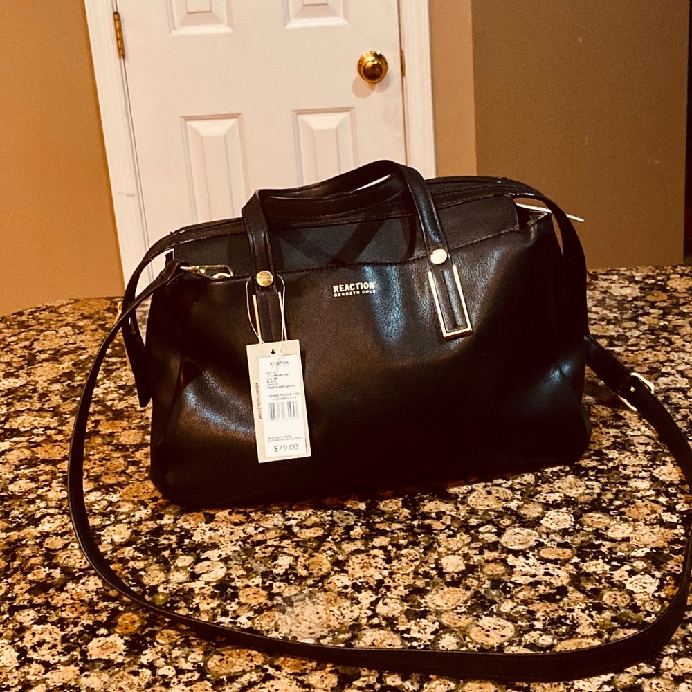 Kenneth Cole Reaction Gorgeous & Classy hand bag. - Picture 2 of 16